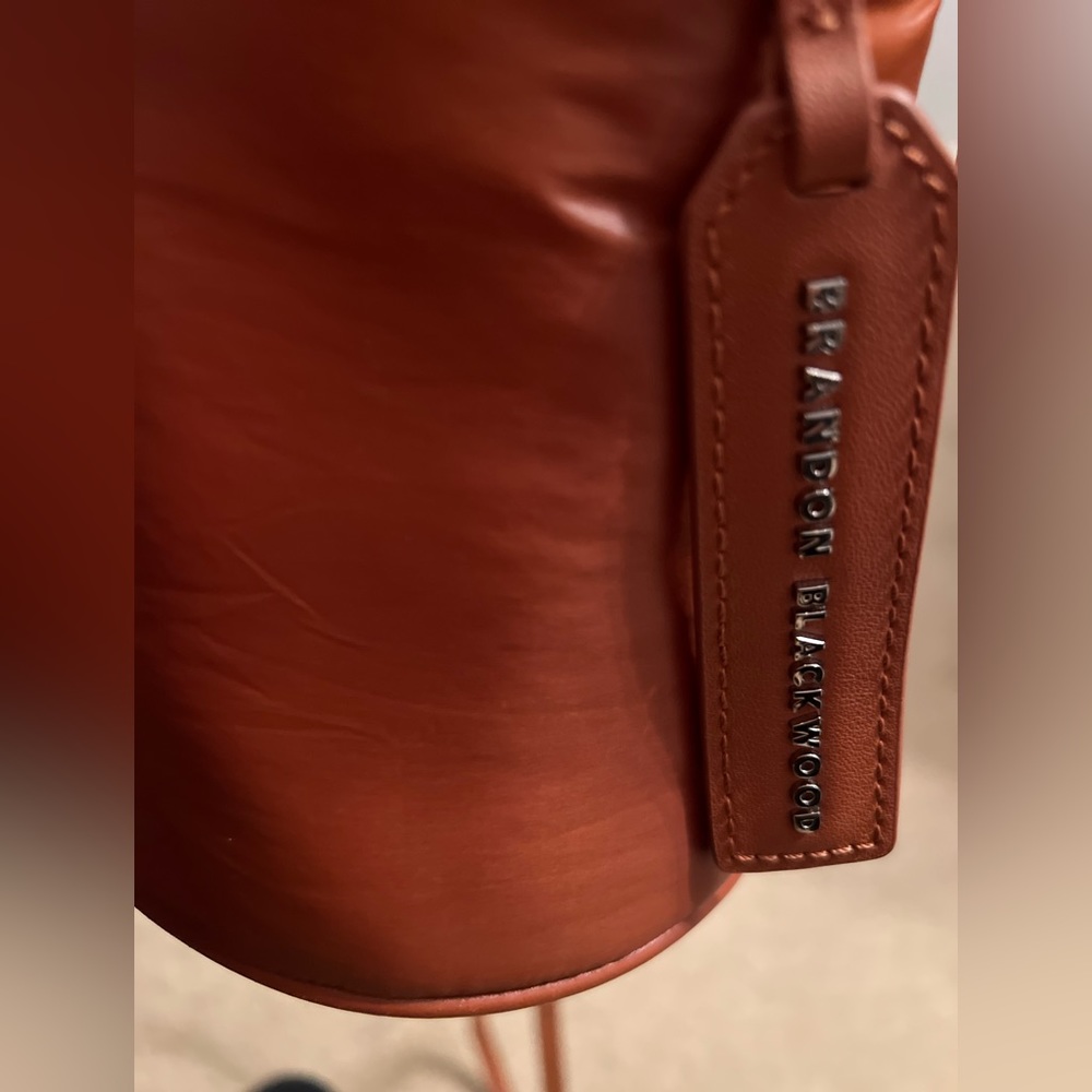 Brandon Blackwood Kamal puffer bucket bag dark brown